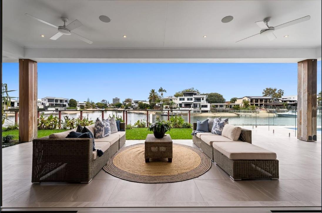 Holiday home Summerland Luxury House In Broadbeach Waters *